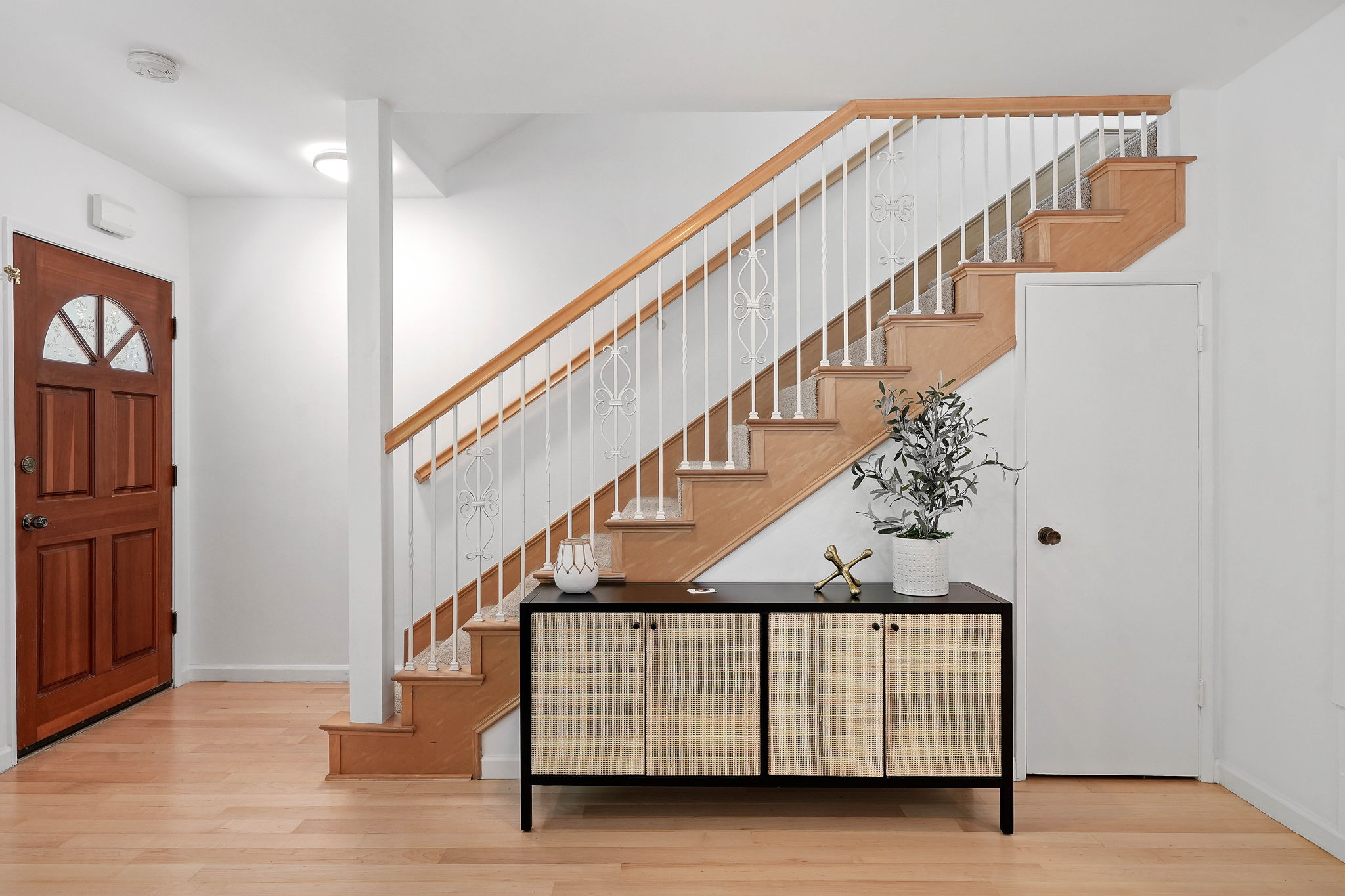 1527 Berkeley Street 5-21