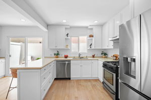 1527 Berkeley Street 5-15