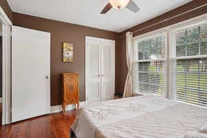 Burnley Rd-S1208-036.jpg
