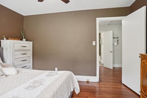 Burnley Rd-S1208-037.jpg