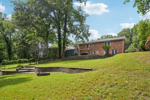 Burnley Rd-S1208-049.jpg
