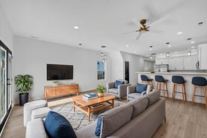 dsc_2222 virtually staged.jpeg