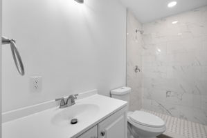  Photo 38