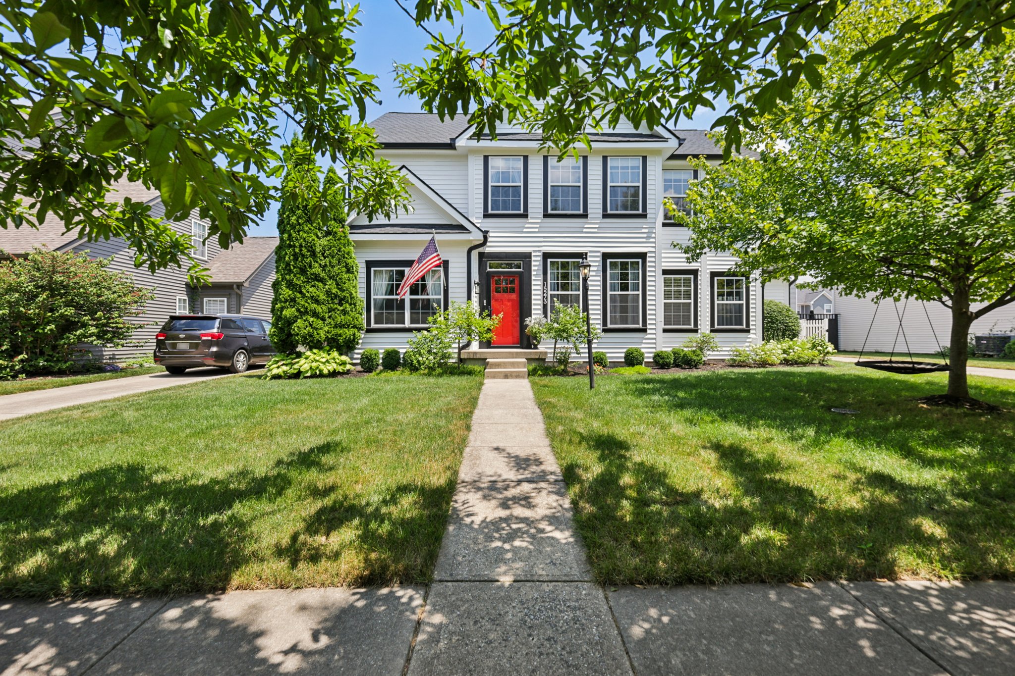 Smithfield Dr-S0907-001.jpg