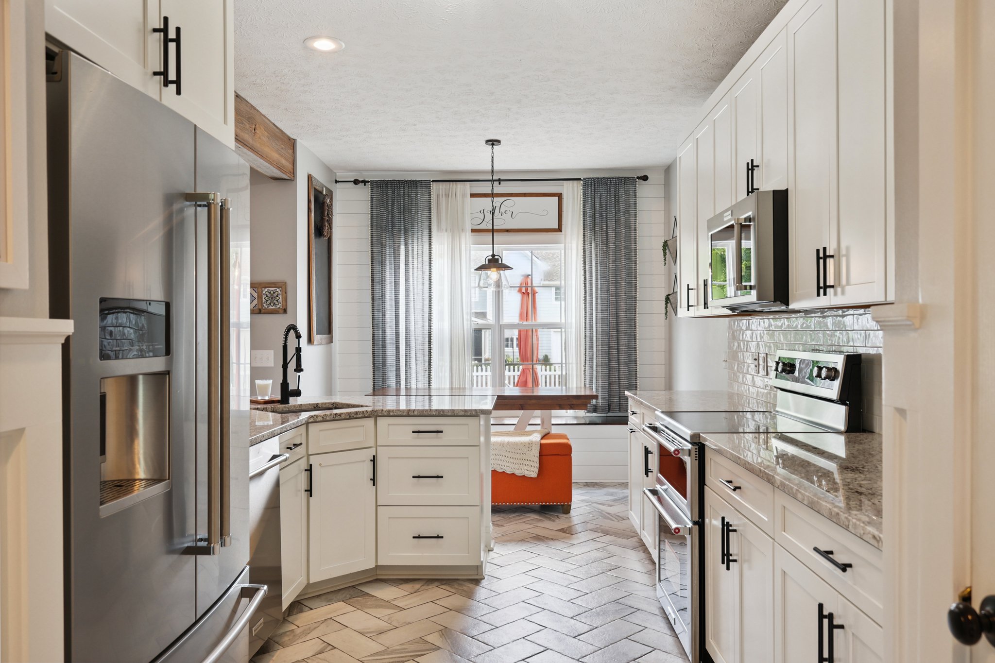 Smithfield Dr-S0907-021.jpg