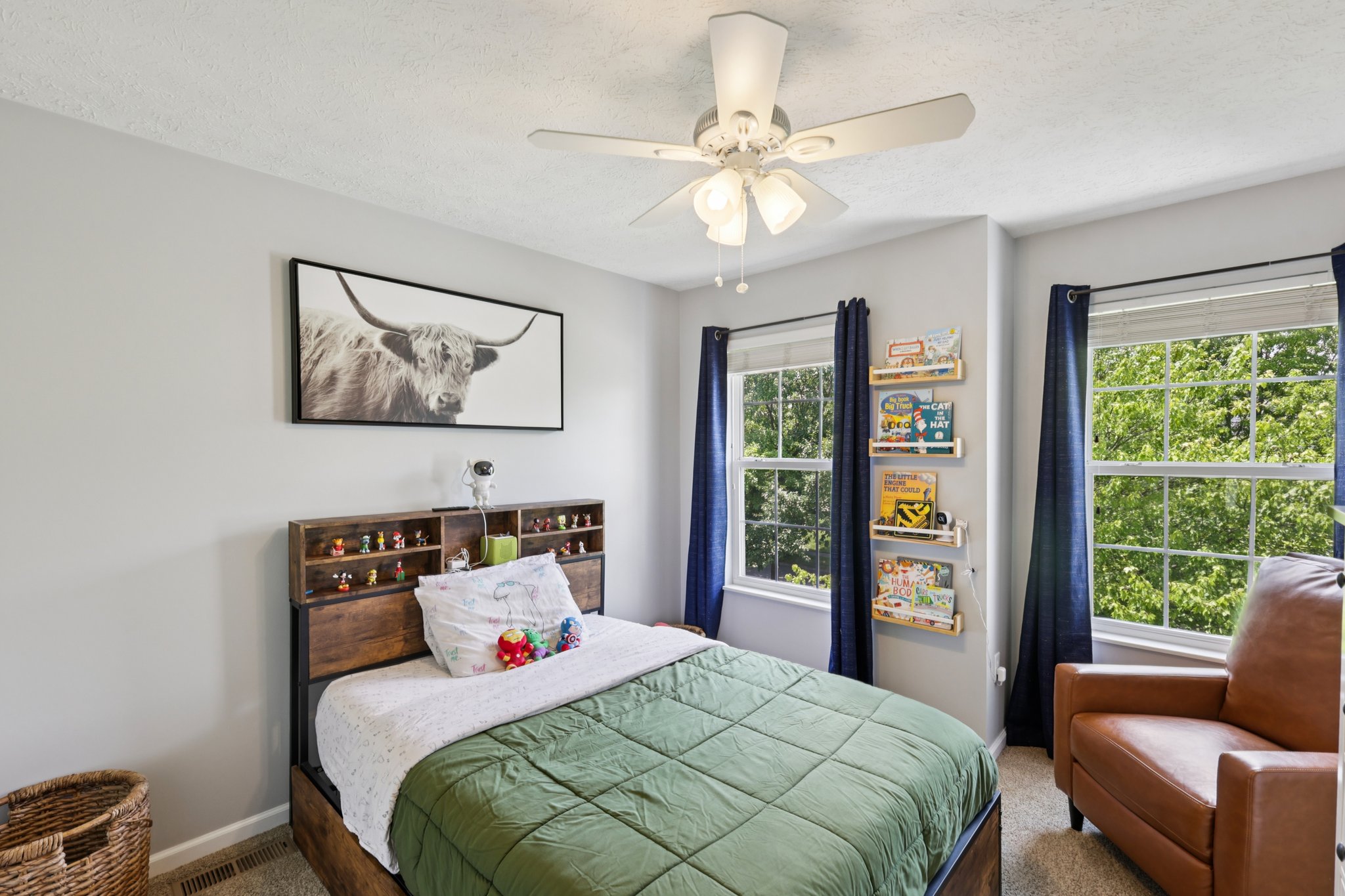 Smithfield Dr-S0907-025.jpg