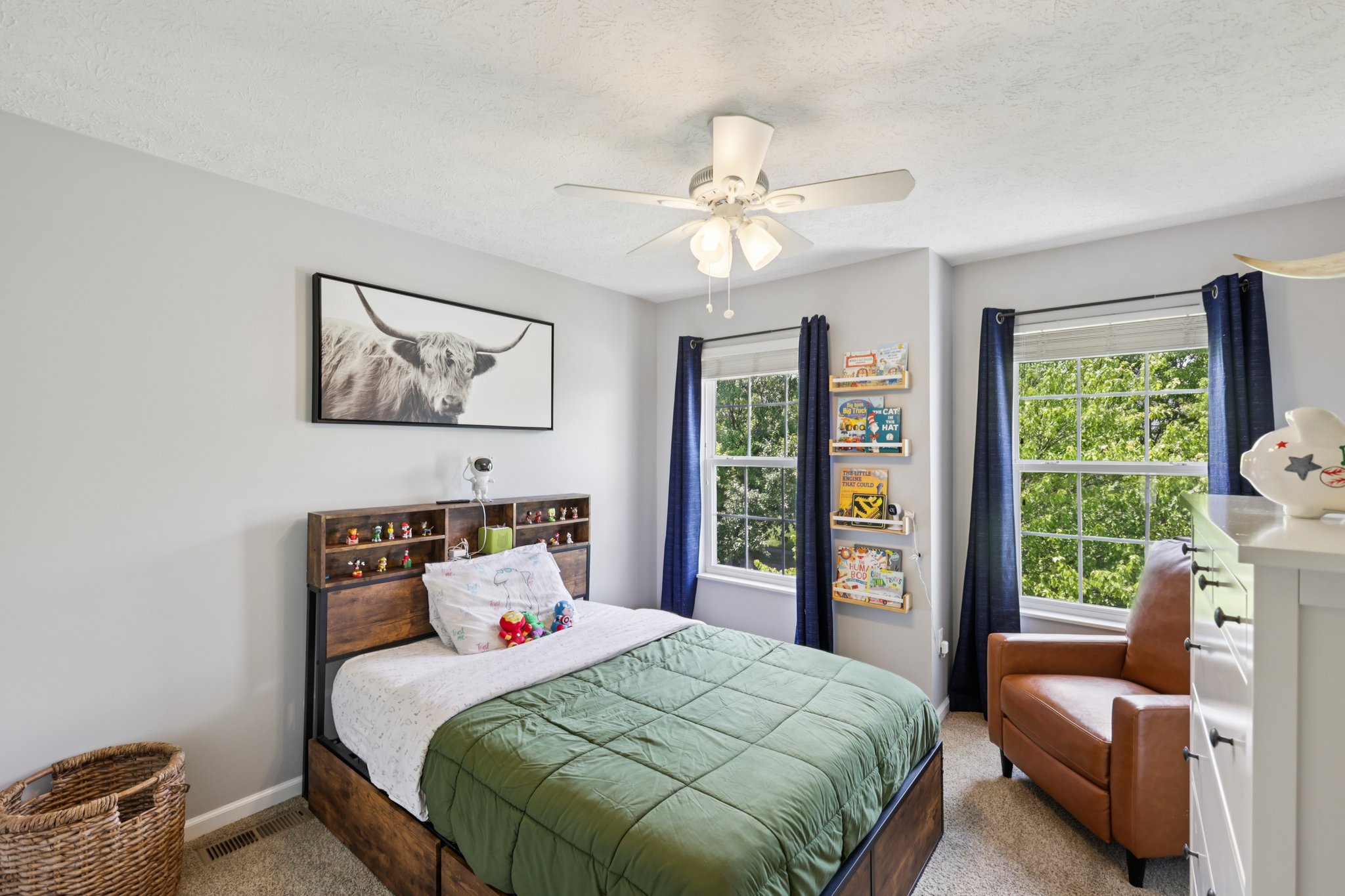 Smithfield Dr-S0907-026.jpg