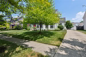 Smithfield Dr-S0907-002.jpg