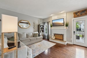 Smithfield Dr-S0907-008.jpg