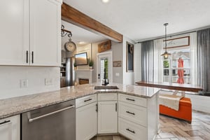 Smithfield Dr-S0907-014.jpg