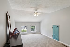 Smithfield Dr-S0907-024.jpg
