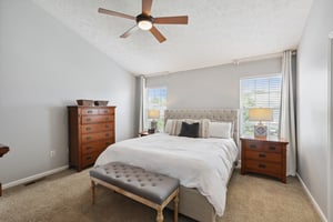 Smithfield Dr-S0907-036.jpg