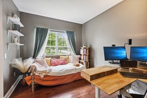 Smithfield Dr-S0907-044.jpg