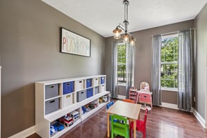 Smithfield Dr-S0907-047.jpg