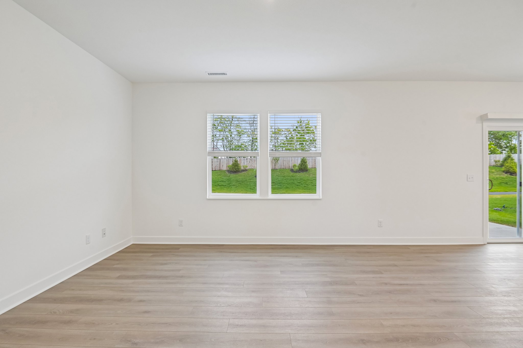 Farrington Rd-S0605-009.jpg