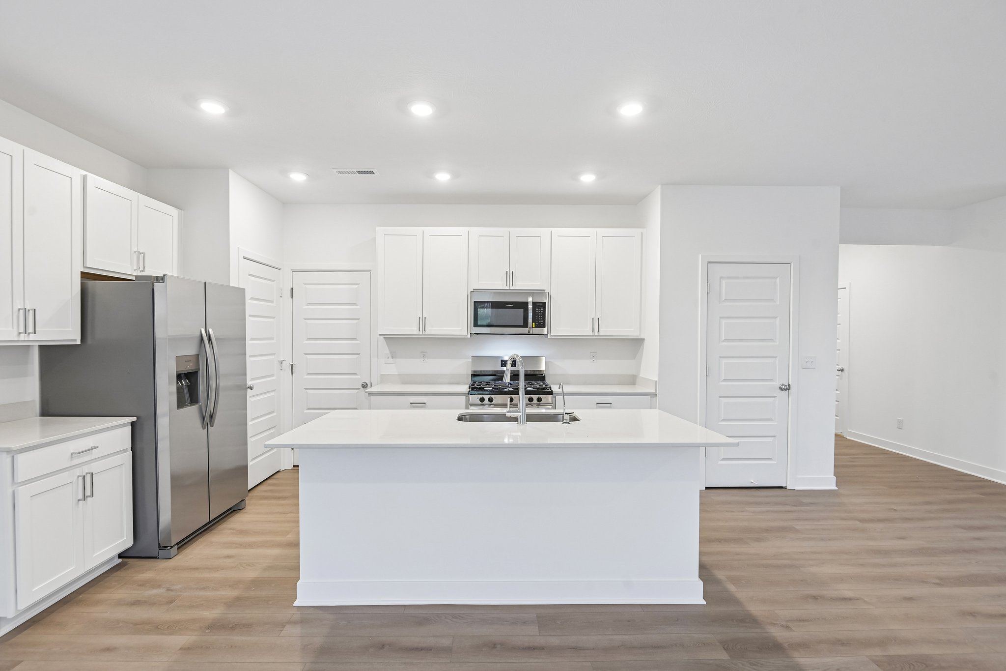 Farrington Rd-S0605-016.jpg