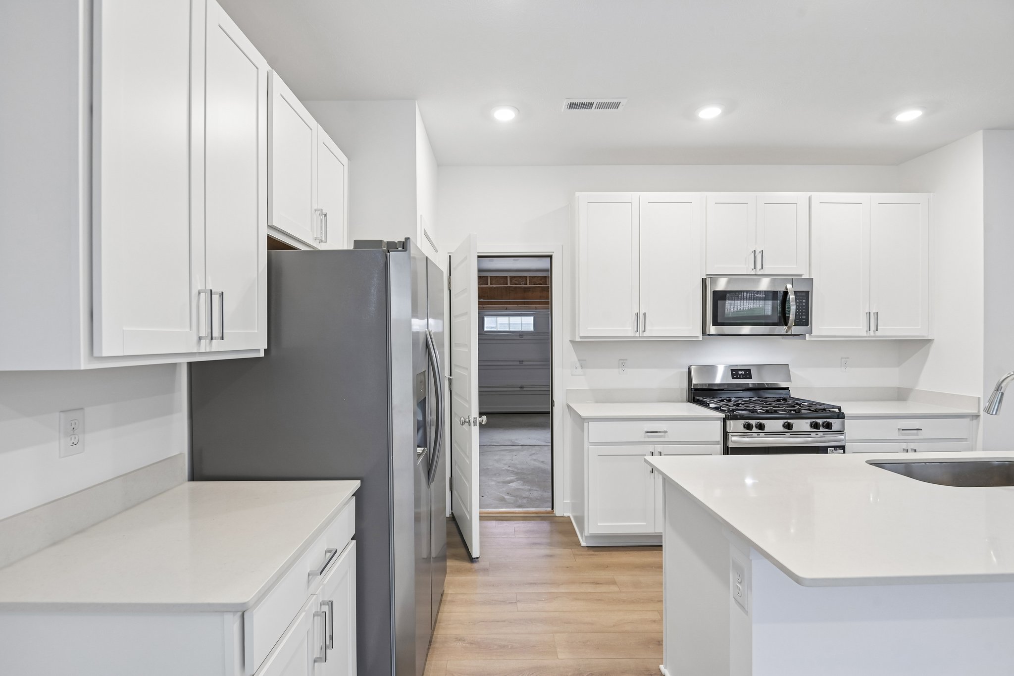 Farrington Rd-S0605-017.jpg