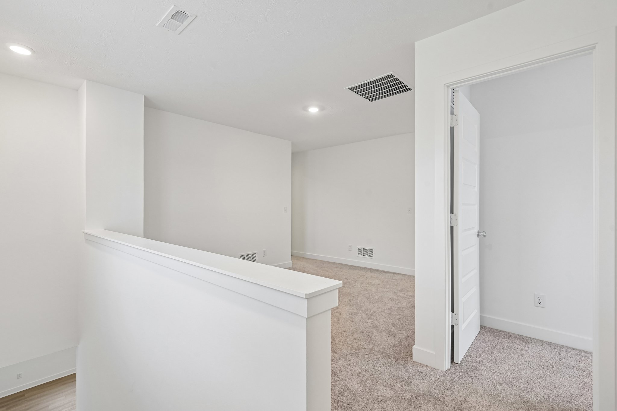 Farrington Rd-S0605-022.jpg