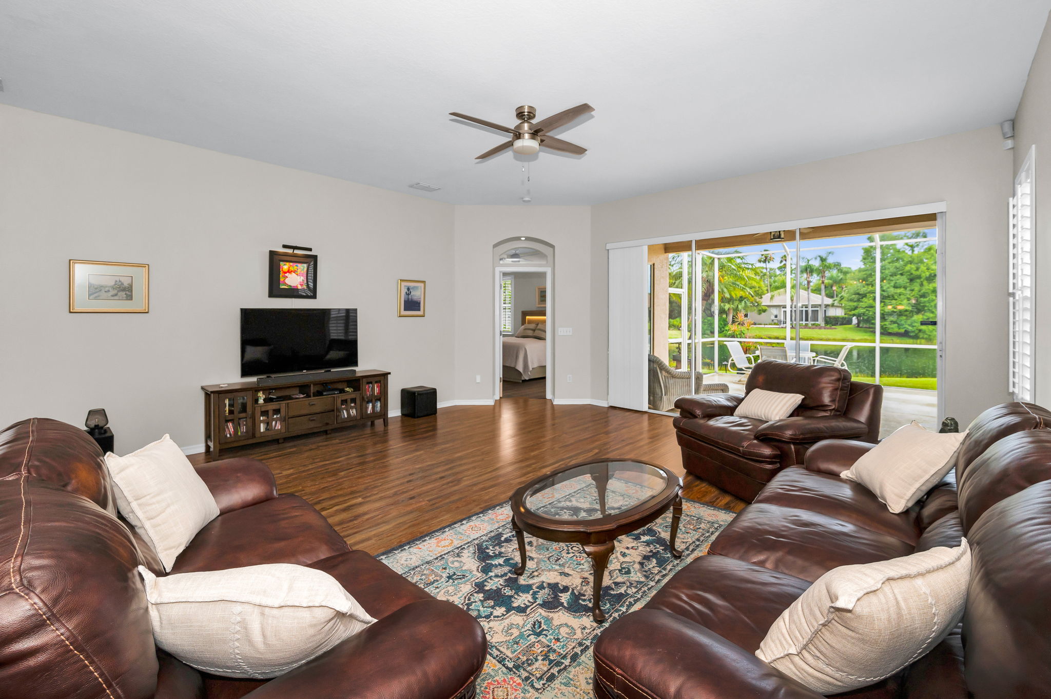 Living Room2
