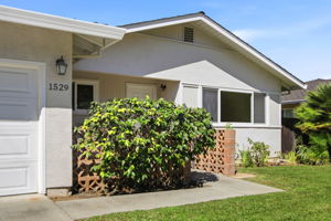 004_F8_1529 Flamingo Way