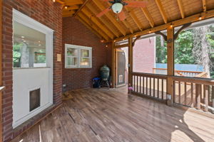  Photo 49