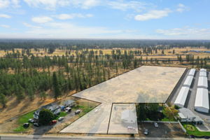  Photo 0