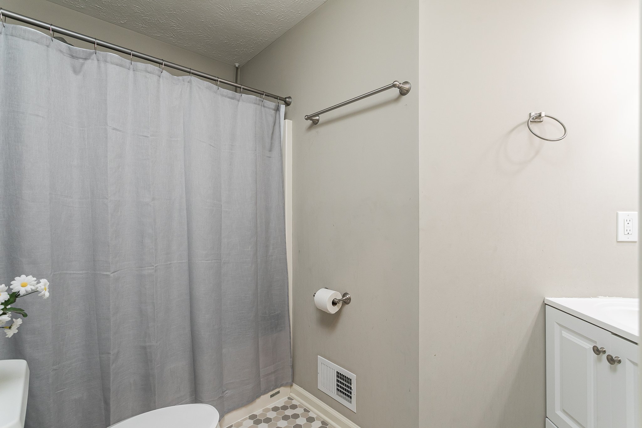 153 Chestnut Ridge Rd, Rochester, NY 14624, USA Photo 13