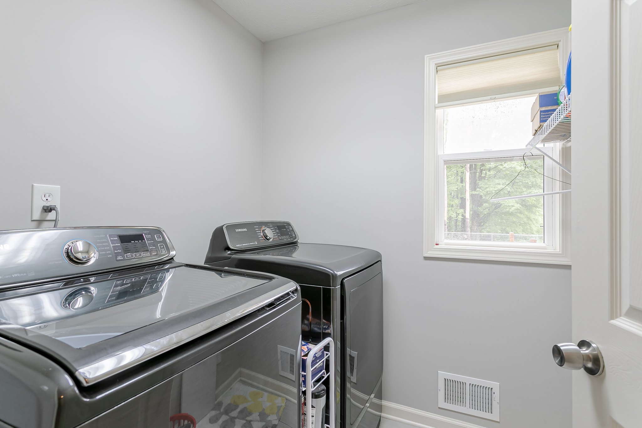 153 Chestnut Ridge Rd, Rochester, NY 14624, USA Photo 34