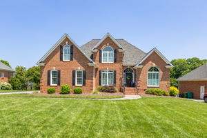 153 Montauk Ct-1
