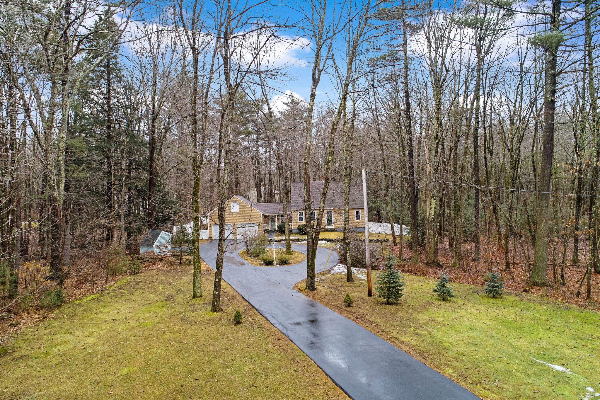 Wooded Privacy 153 Old Rochester Road, Somersworth | New England Home Tourz