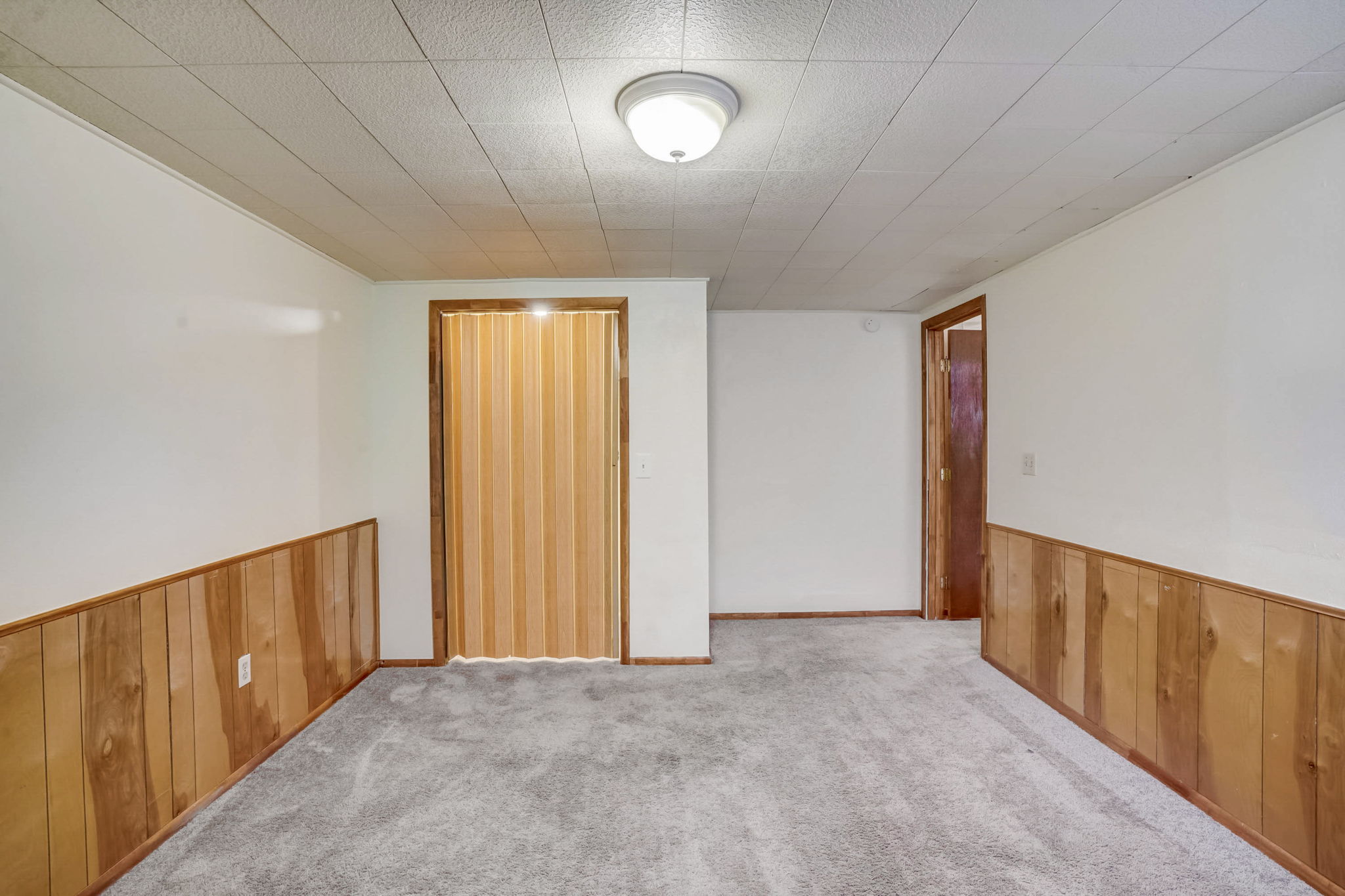 S Dearborn Cir-040