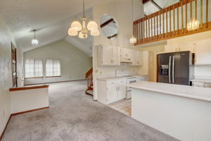 S Dearborn Cir-012