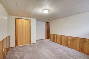 S Dearborn Cir-039