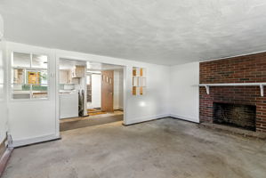  Photo 37