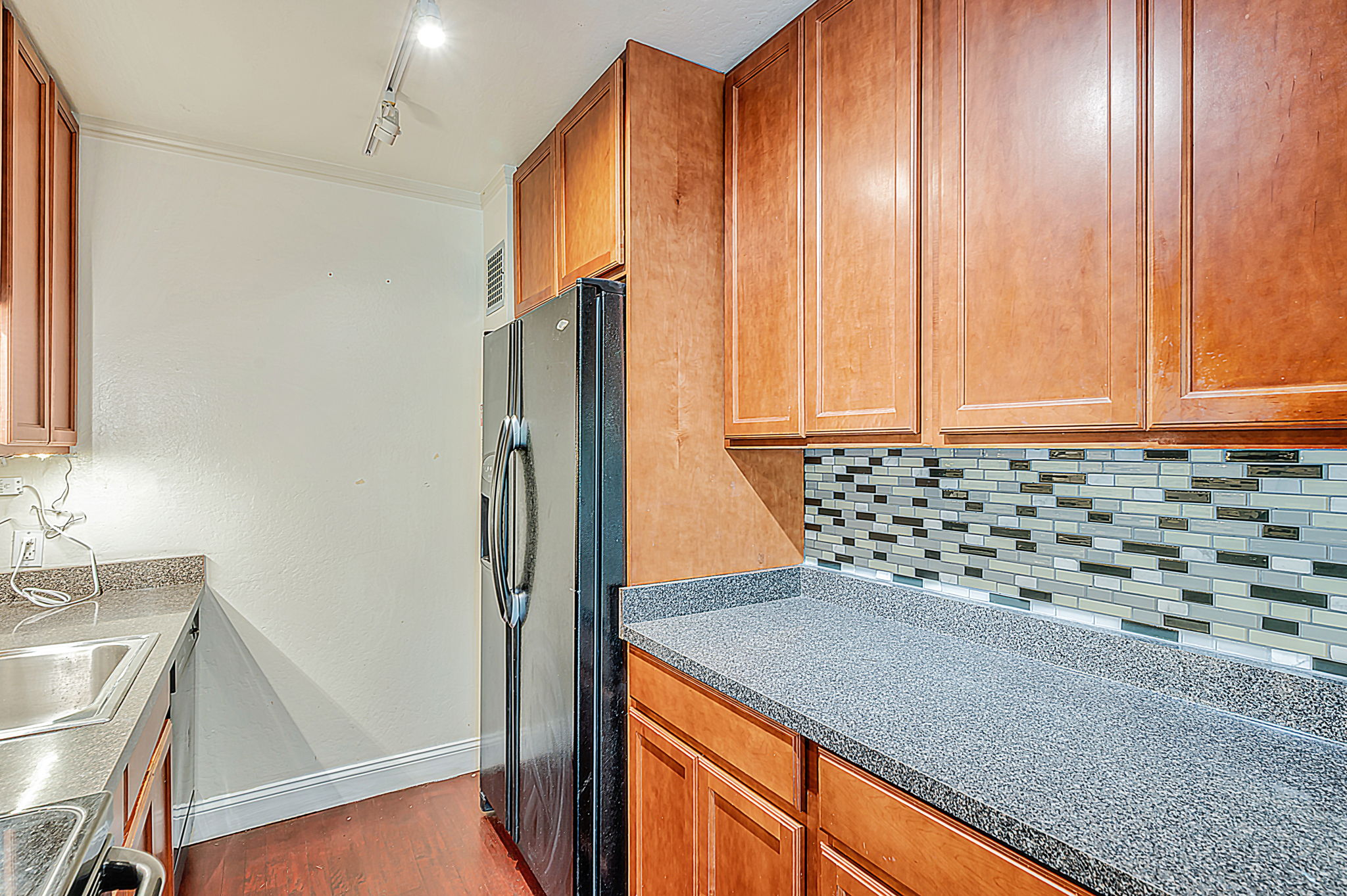 009_ 1530 O'Farrell St 1 
