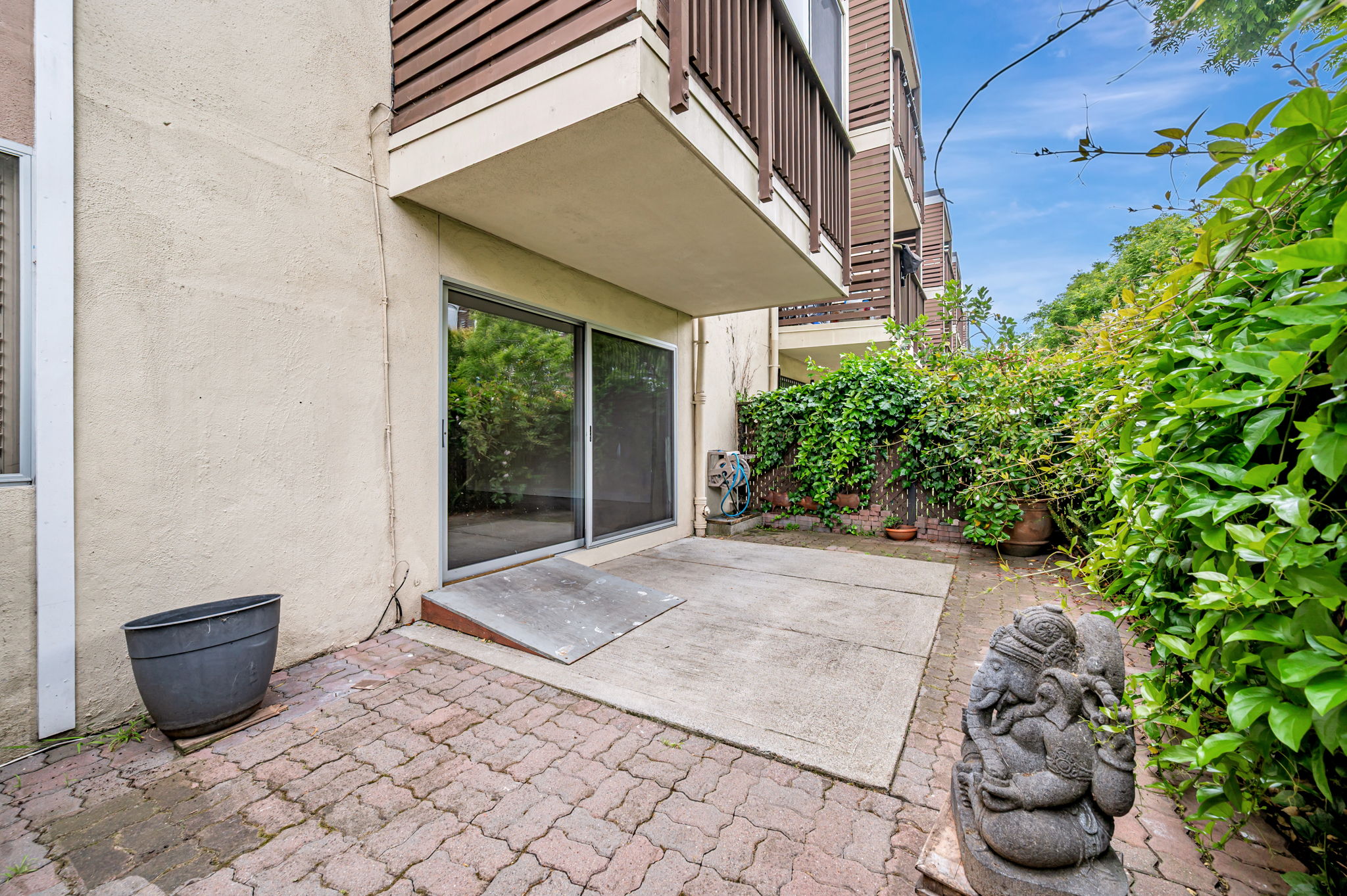 026_ 1530 O'Farrell St 1 