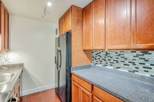 009_ 1530 O'Farrell St 1 