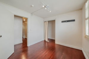 016_ 1530 O'Farrell St 1 