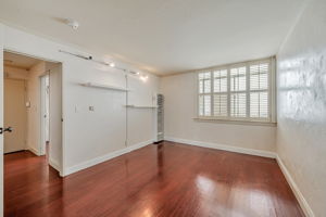 019_ 1530 O'Farrell St 1 