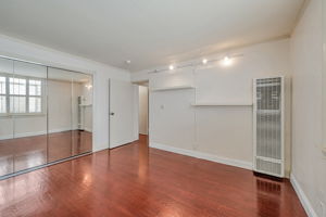 020_ 1530 O'Farrell St 1 
