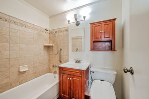 023_ 1530 O'Farrell St 1 