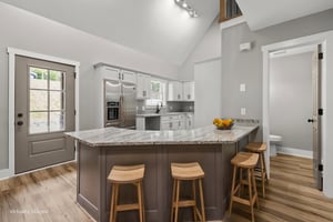 CT4A1492 virtually staged.jpeg