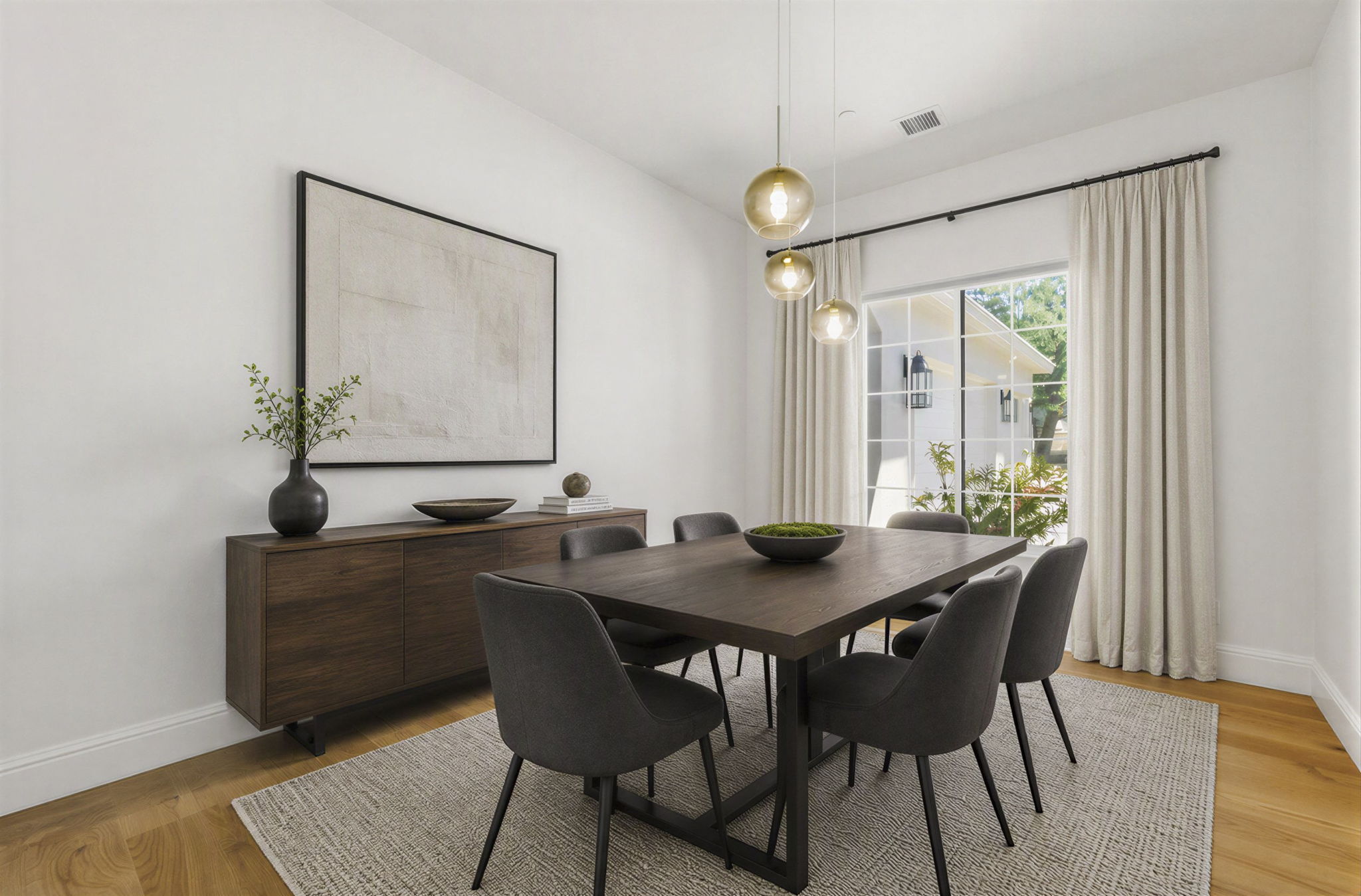 Dining Room Virtually Staged