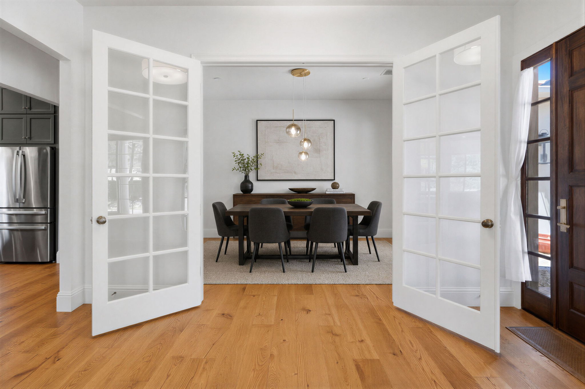 Dining Room Virtually Staged