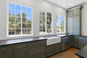 Kitchen 5