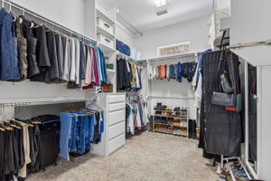 1530 Stillhouse Hollow Dr-018