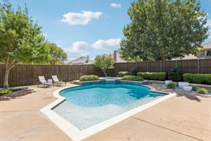 1530 Stillhouse Hollow Dr-038