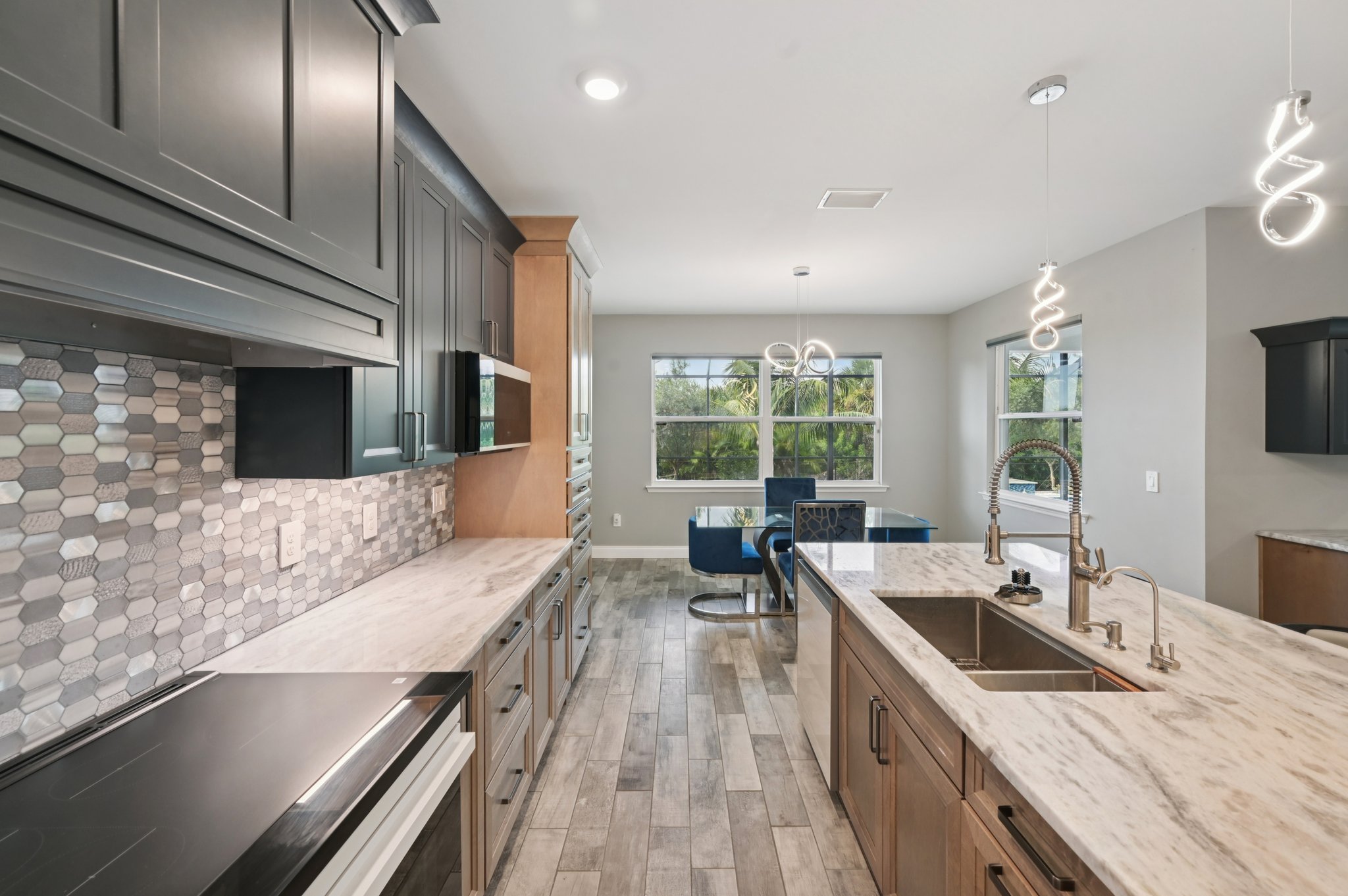 Chinook Way-S2409-013.jpg
