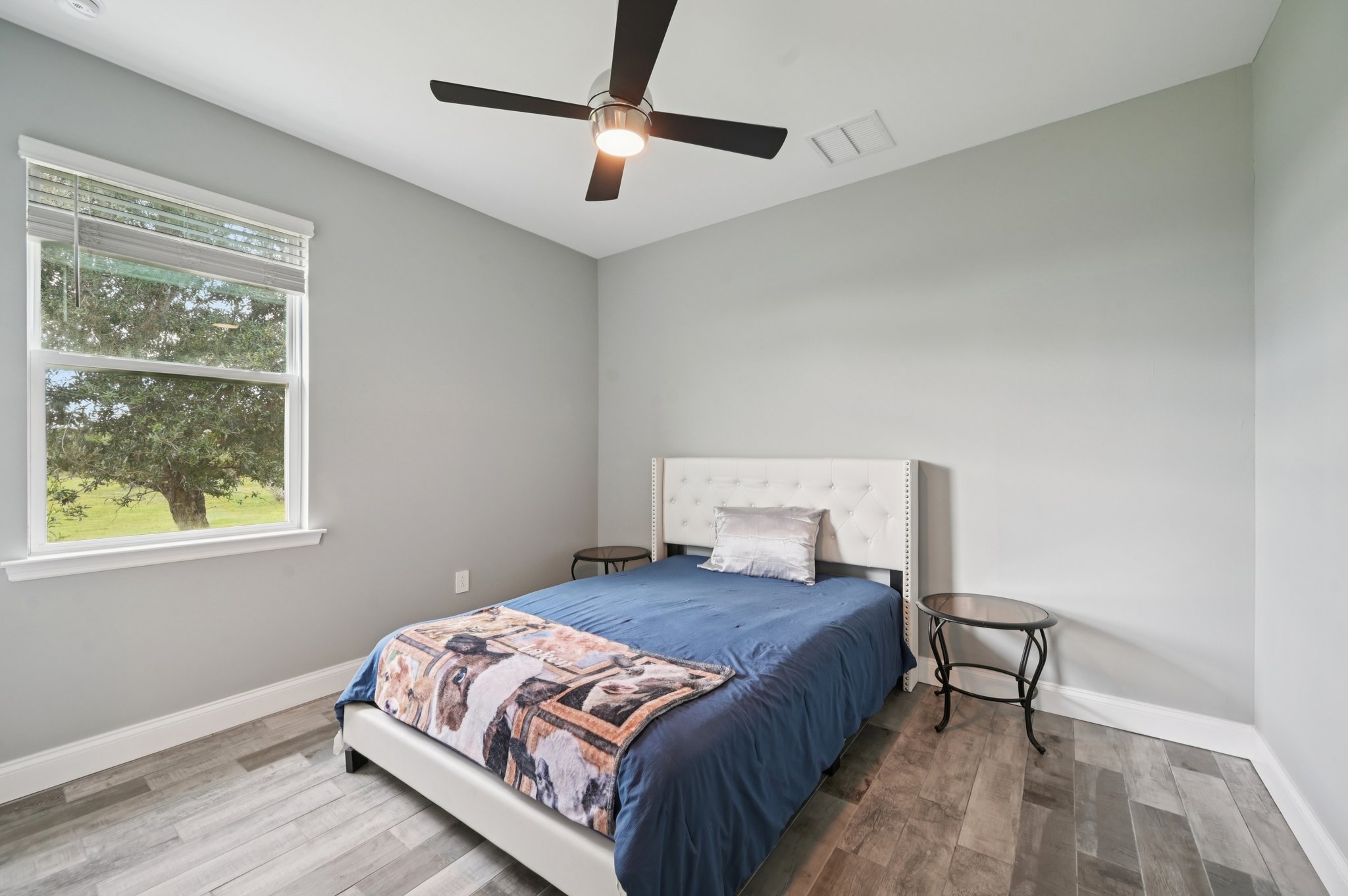 Chinook Way-S2409-028.jpg