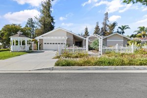 15305 Castanet Dr, La Mirada, CA 90638, USA Photo 2